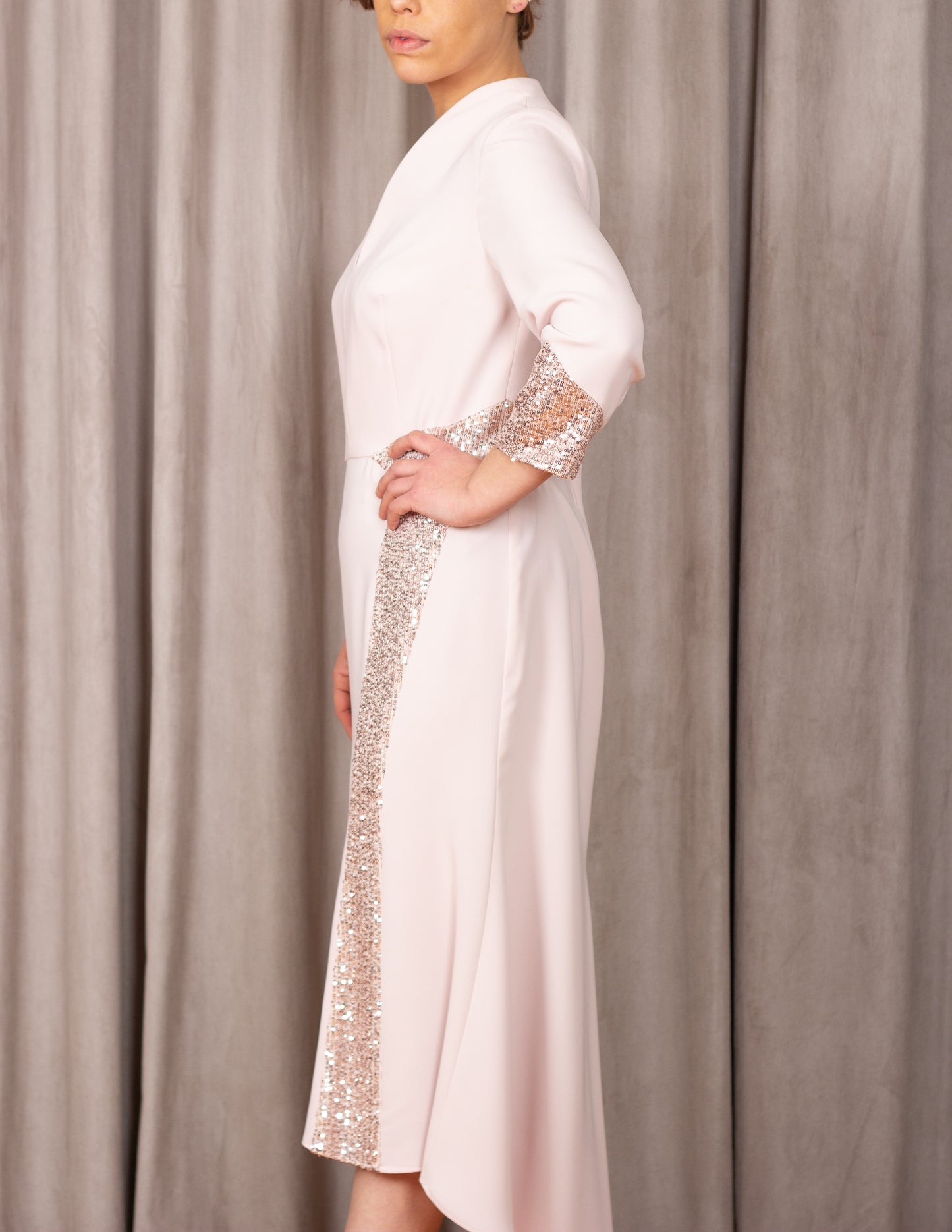 Vestido Nude c/ Brilhos