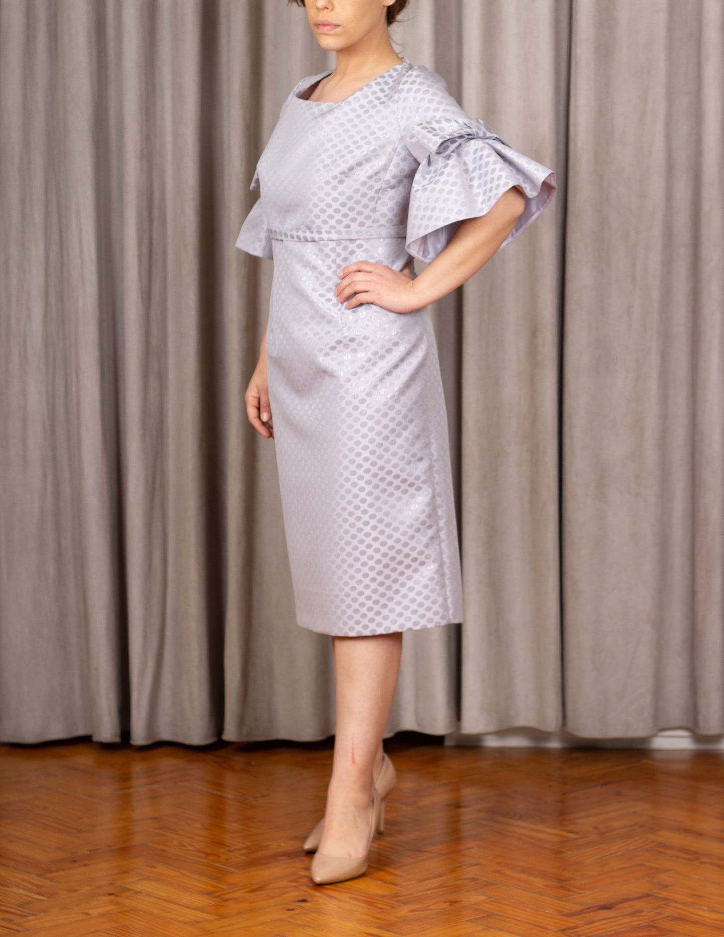 Vestido Cinza Manga c/ Laço